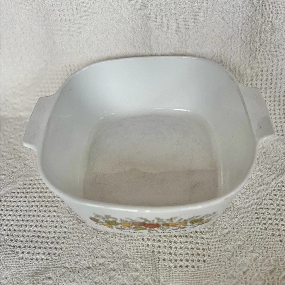 Set of Vintage Corning Ovenware